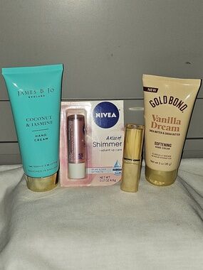 Hand And Lip Bundle